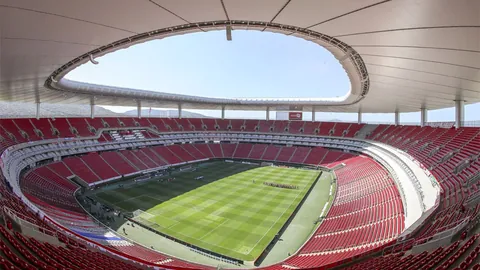 费迪南德斥非洲杯无知言论，卡拉格呼吁勿卖弄风骚